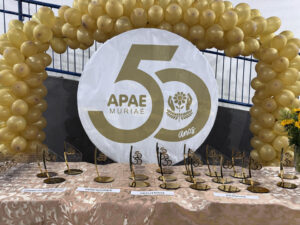 Há 50 anos, a APAE de Muriaé constrói uma história marcada por amor, inclusão e transformação.